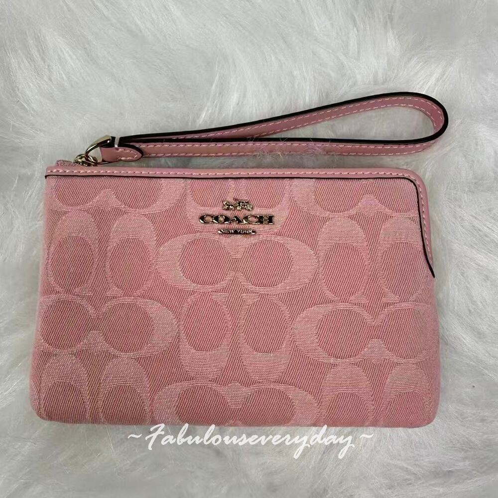 Coach Corner Zip Wristlet in Signature Denim/Gold/Light Pink CDF27 NWT